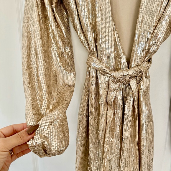 WAYF Champagne Gold Sequin Wrap Dress - Picture 7 of 8